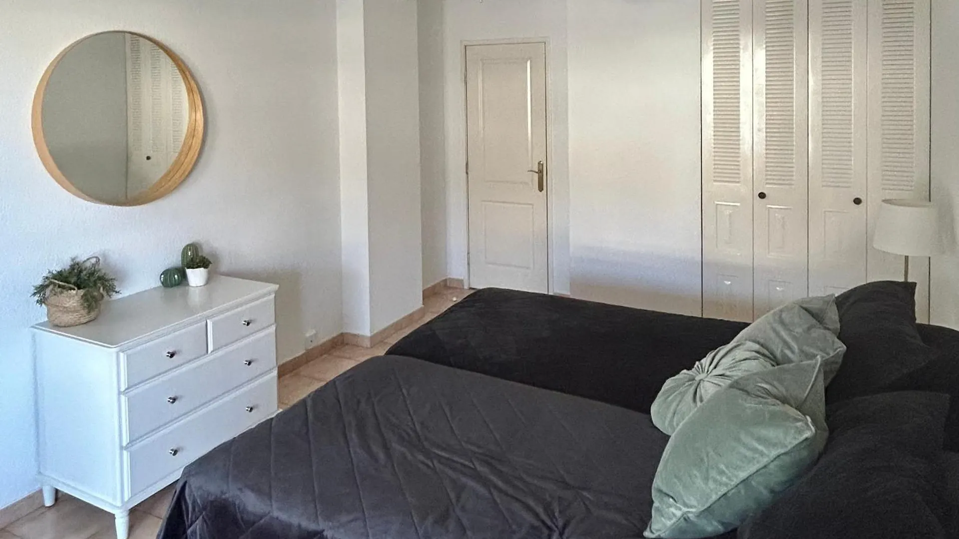 Castle Harbour 1 Bedroom Apartment C117 Los Cristianos